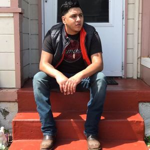 Meet your Posher, Gregorio